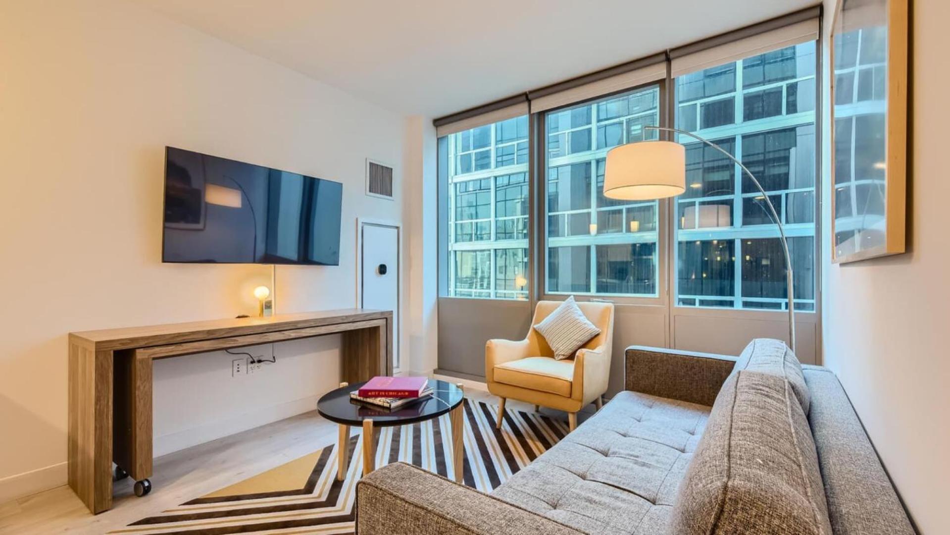 Nvcll Chicago Hotel Екстериор снимка